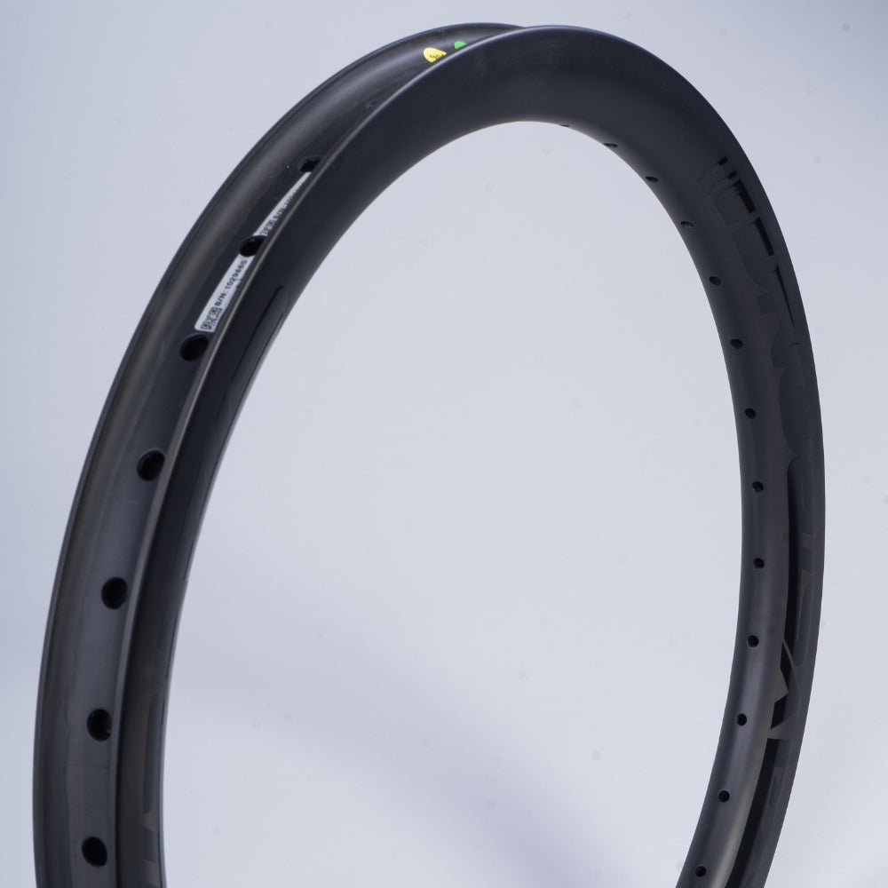 RACE DVSN PRO CARBON / 1.75" / RIMS / FRONT