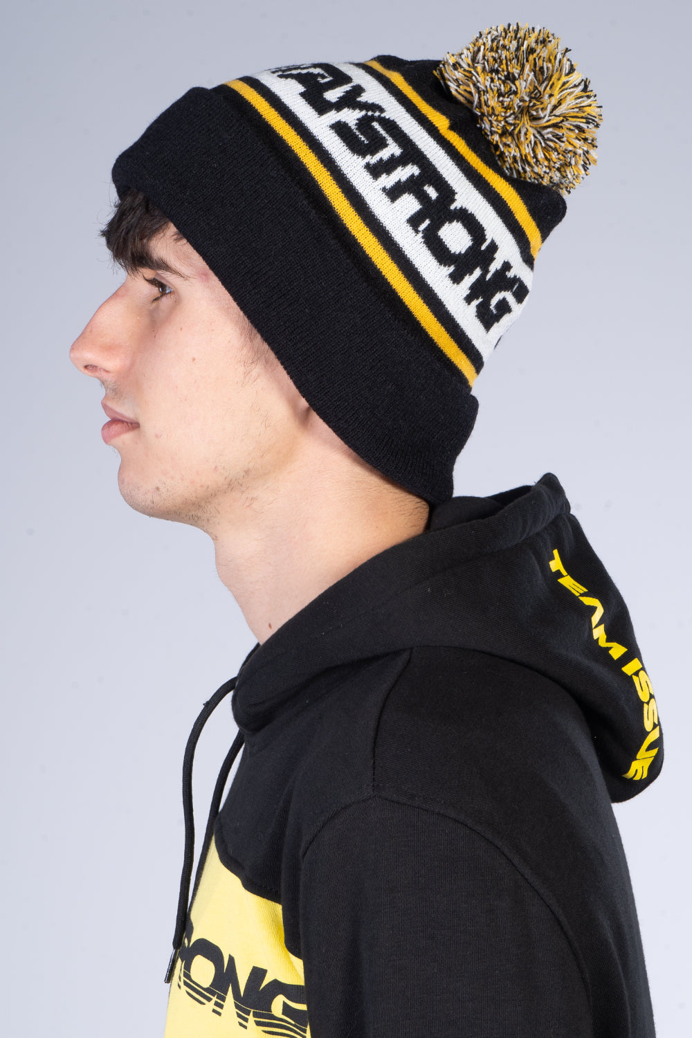 BOBBLE / BEANIE / CUFF / BLACK & YELLOW