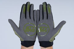 CHEVRON / GLOVES / YOUTH / ARMY GREEN