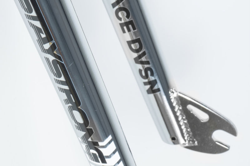 RACE DVSN CRUISER / 24