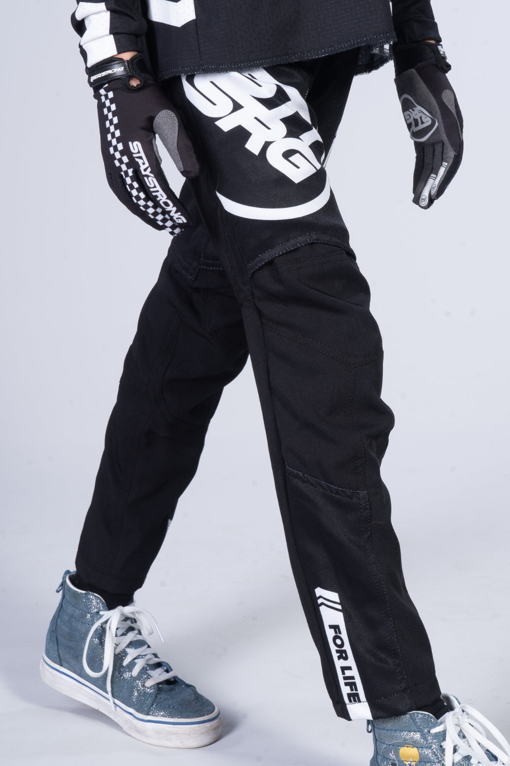 2020 STAY STRONG / RACE PANTS / KIDS / BLACK WHITE